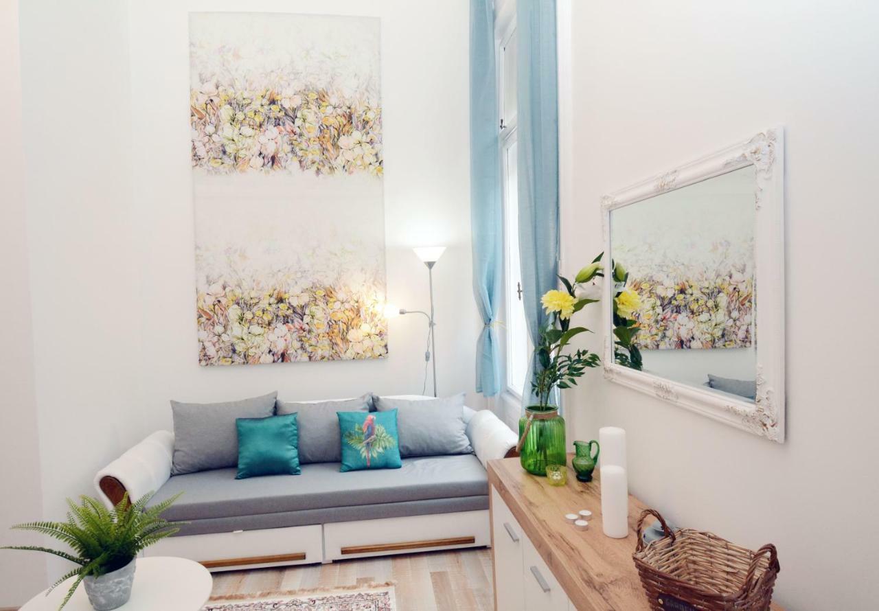Lillybeth City Center Apartments Budapest Exterior photo